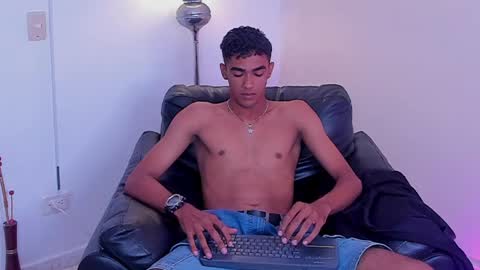 Alejandro williams online show from May 14, 9:21 pm