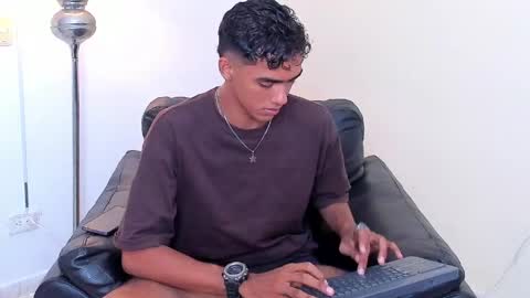 Alejandro williams online show from May 21, 8:16 pm