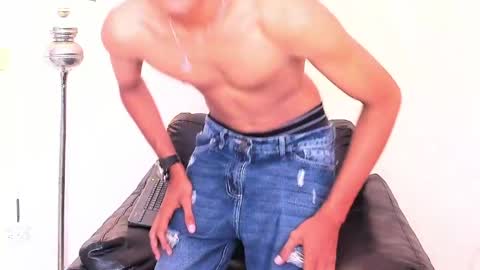 Alejandro williams online show from May 23, 7:51 pm
