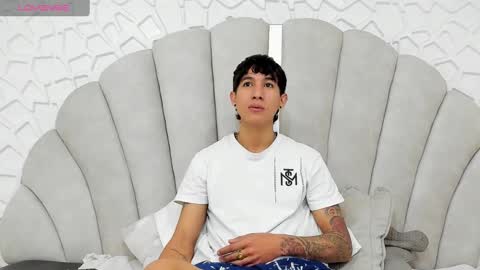 Alejo online show from February 24, 1:10 pm