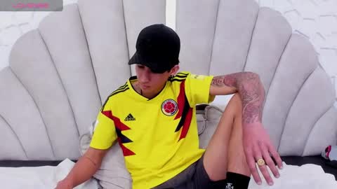 Alejo online show from February 25, 3:27 pm