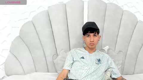 Alejo online show from March 4, 6:39 pm