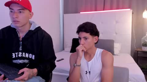 Snapshot of alejo_exotic chatting on May 1, 1:05 pm alejo_exotic online show from May 1, 1:05 pm