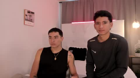 Snapshot of alejo_exotic chatting on May 11, 12:11 pm alejo_exotic online show from May 11, 12:11 pm
