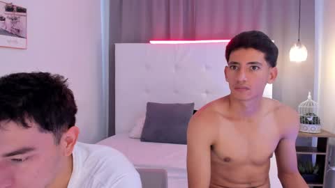 Snapshot of alejo_exotic chatting on May 15, 1:07 pm alejo_exotic online show from May 15, 1:07 pm