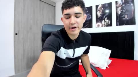 alejo_gray1 online show from February 11, 8:03 pm