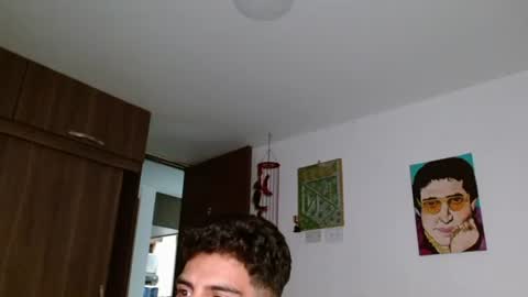 Snapshot of alejo_hot23 chatting on June 17, 1:08 am David online show from June 17, 1:08 am