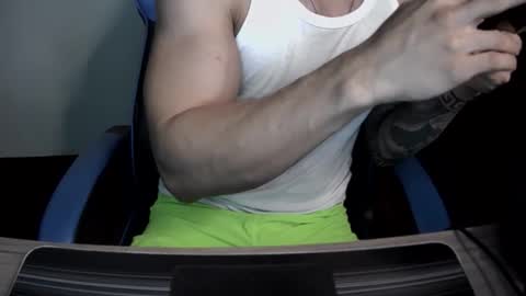 alejoduarte16 online show from February 9, 1:48 pm