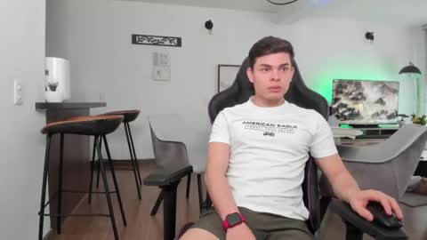 Snapshot of alejoo_twink chatting on February 25, 6:53 pm ONLYFANS Alejoo twink online show from February 25, 6:53 pm