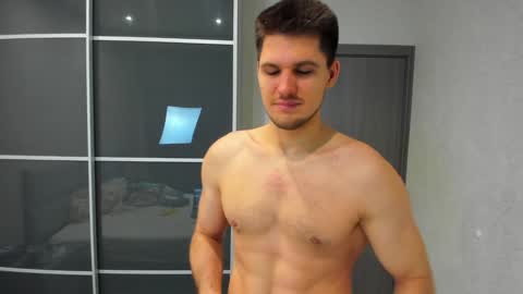 aleks_brown online show from February 5, 2:16 pm