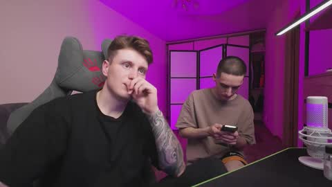 Alex and Linar online show from November 8, 9:35 pm