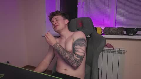 Alex and Linar online show from November 30, 10:58 pm