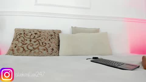 Snapshot of aleksandra_miller chatting on March 4, 3:15 pm Aleksandra online show from March 4, 3:15 pm