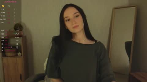 Snapshot of alena_navi chatting on June 21, 7:27 pm Alena online show from June 21, 7:27 pm