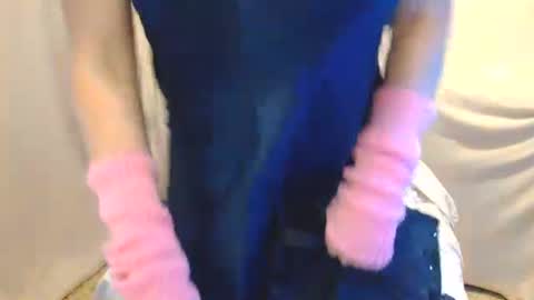 Snapshot of alenablack chatting on October 27, 10:58 pm Luly online show from October 27, 10:58 pm