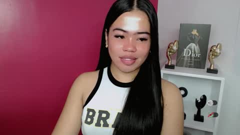 Snapshot of alesha_vibe_me chatting on April 4, 2:47 pm alesha_vibe_me online show from April 4, 2:47 pm