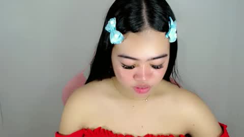 Snapshot of alesha_vibe_me chatting on June 11, 2:37 pm alesha_vibe_me online show from June 11, 2:37 pm