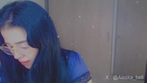 Snapshot of aleska__bell chatting on December 12, 4:10 pm Aleska online show from December 12, 4:10 pm