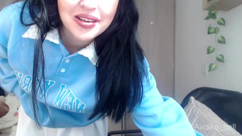Snapshot of aleska__bell chatting on December 26, 2:16 pm Aleska online show from December 26, 2:16 pm