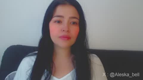 Snapshot of aleska__bell chatting on January 18, 3:05 pm Aleska online show from January 18, 3:05 pm