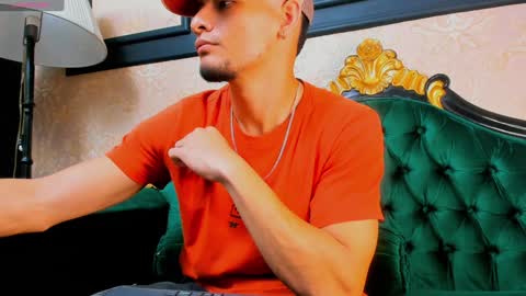 Snapshot of aless_king chatting on January 13, 11:52 am Alessandro King online show from January 13, 11:52 am