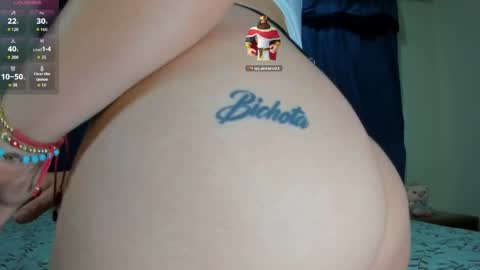 Snapshot of alessandra_0 chatting on June 6, 4:50 am alessandra_0 online show from June 6, 4:50 am