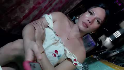 alessandra_megzz online show from February 14, 9:28 am