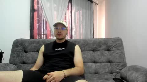 alessandro_rossy online show from May 24, 9:31 pm