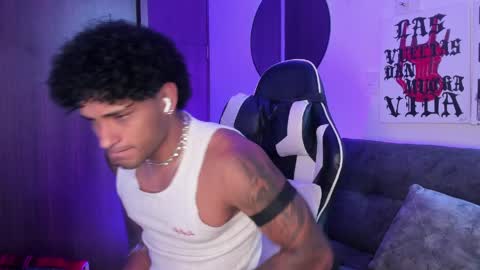 Alessandro Vanni online show from April 15, 1:51 pm