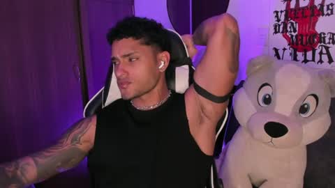 Alessandro Vanni online show from July 31, 2:00 am