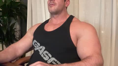 Alessandrobuilder online show from October 16, 7:04 pm