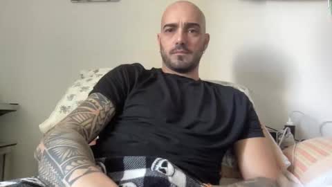 alessandromori91 online show from February 24, 8:45 am