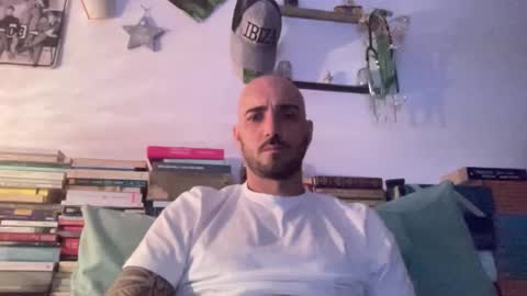 Snapshot of alessandromori91 chatting on April 19, 11:07 pm alessandromori91 online show from April 19, 11:07 pm