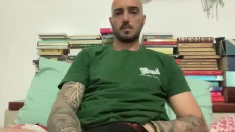 Snapshot of alessandromori91 chatting on April 22, 9:16 pm alessandromori91 online show from April 22, 9:16 pm