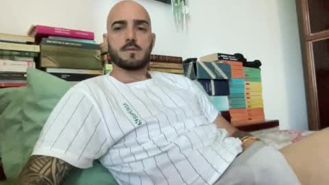 Snapshot of alessandromori91 chatting on April 26, 9:29 am alessandromori91 online show from April 26, 9:29 am
