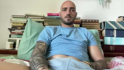 Snapshot of alessandromori91 chatting on April 29, 7:56 am alessandromori91 online show from April 29, 7:56 am
