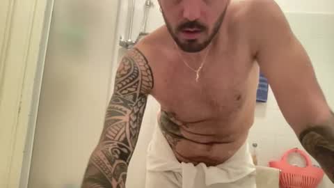 Snapshot of alessandromori91 chatting on May 1, 6:34 pm alessandromori91 online show from May 1, 6:34 pm
