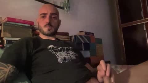 Snapshot of alessandromori91 chatting on May 5, 9:12 pm alessandromori91 online show from May 5, 9:12 pm