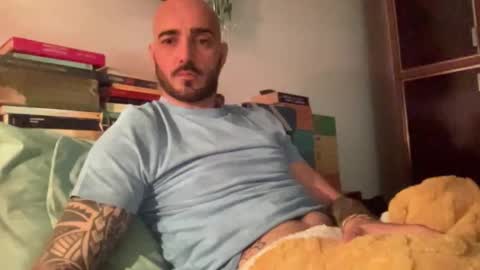 Snapshot of alessandromori91 chatting on May 6, 8:25 pm alessandromori91 online show from May 6, 8:25 pm