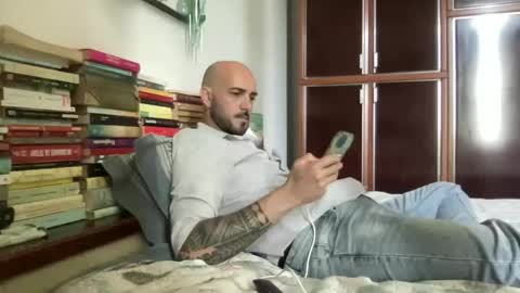 Snapshot of alessandromori91 chatting on May 12, 12:57 pm alessandromori91 online show from May 12, 12:57 pm