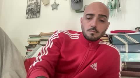 Snapshot of alessandromori91 chatting on May 17, 4:03 pm alessandromori91 online show from May 17, 4:03 pm