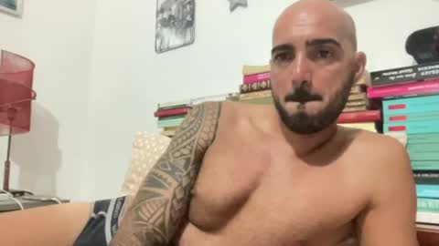 Snapshot of alessandromori91 chatting on August 4, 9:28 pm alessandromori91 online show from August 4, 9:28 pm