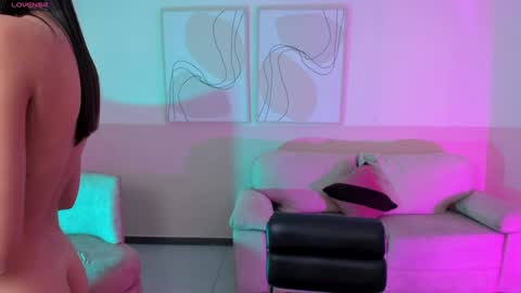 Snapshot of alessiacorleone_ chatting on January 27, 8:49 pm Alessia online show from January 27, 8:49 pm