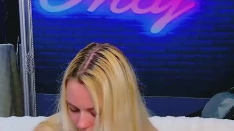 alessiacroft online show from June 28, 4:07 am