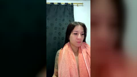 Snapshot of alessianoir chatting on April 22, 2:51 pm alessianoir online show from April 22, 2:51 pm