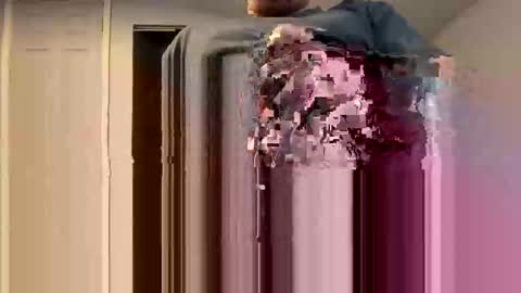 alessio46722777 online show from April 19, 4:01 am