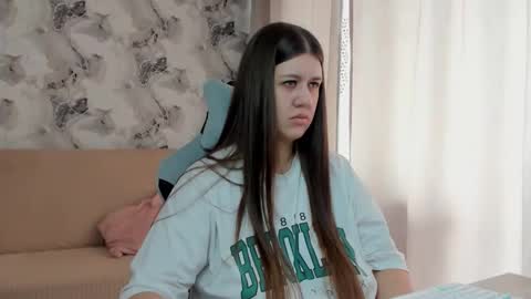 Aletta Oushen online show from September 11, 10:26 am