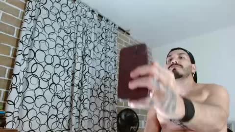 Snapshot of aleviz chatting on March 2, 6:36 am aleviz online show from March 2, 6:36 am