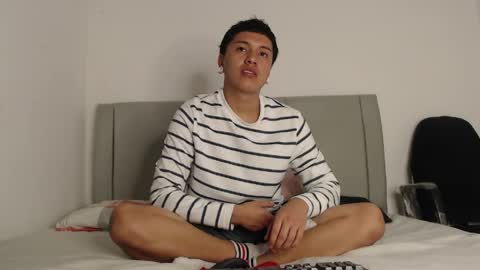 Owen online show from May 22, 6:57 pm