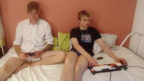 Alex  miller  and Oliver sweet  online show from August 6, 2:57 am